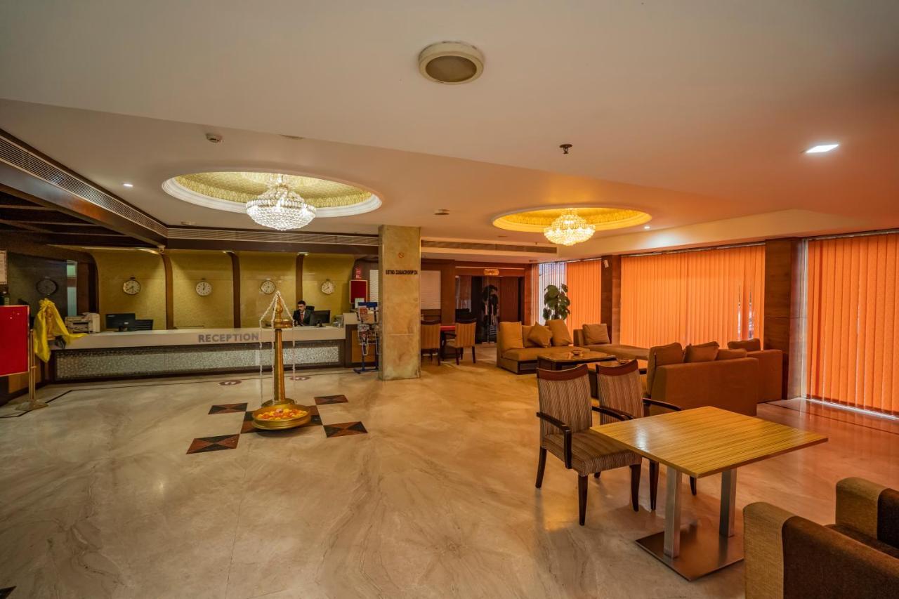 Hotel Sidhartha Chalakudy Kizhake Chalakudi Экстерьер фото