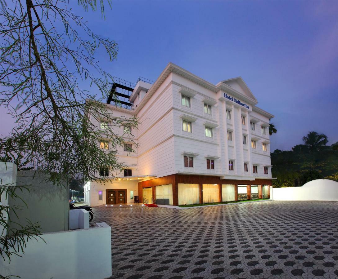 Hotel Sidhartha Chalakudy Kizhake Chalakudi Экстерьер фото